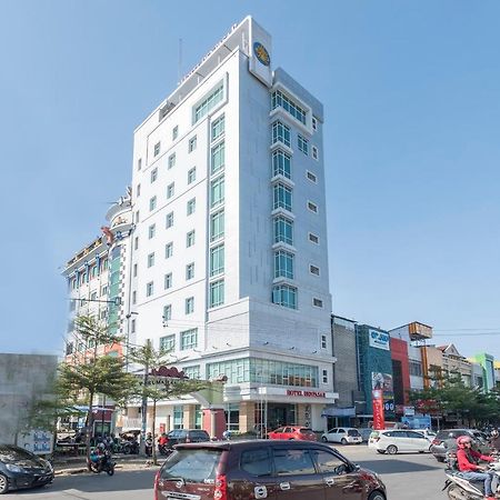 Oyo 1114 Hotel Denpasar Makassar Ngoại thất bức ảnh