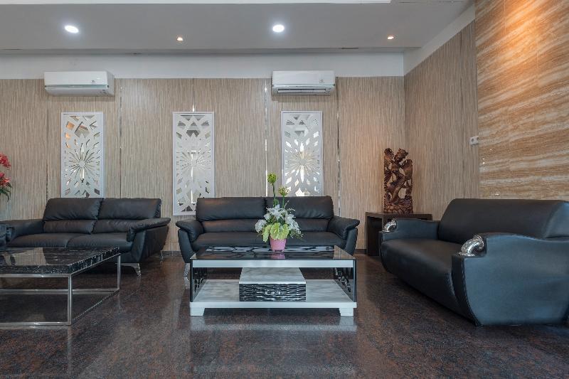 Oyo 1114 Hotel Denpasar Makassar Ngoại thất bức ảnh